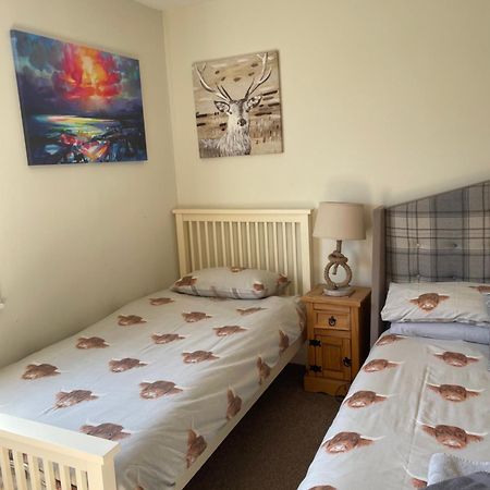 Charleston Apartment Self Catering 5 Min Drive From Town Centre Inverness Exterior photo