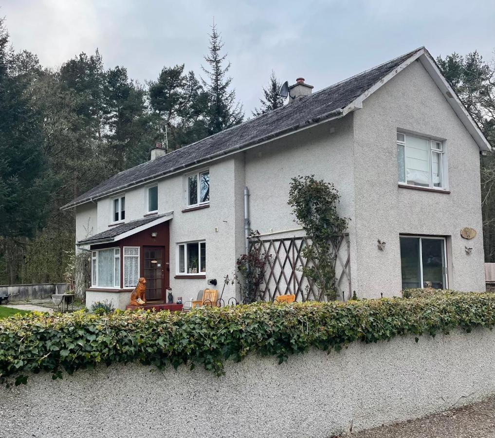 Charleston Apartment Self Catering 5 Min Drive From Town Centre Inverness Exterior photo
